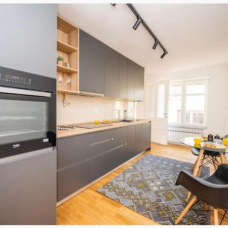 Ferhadija Lounge Apartment Sarajevo Ngoại thất bức ảnh